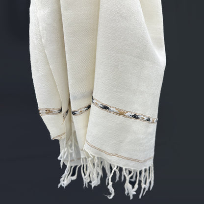 Wool Shawl Deluxe White (Islampuri)